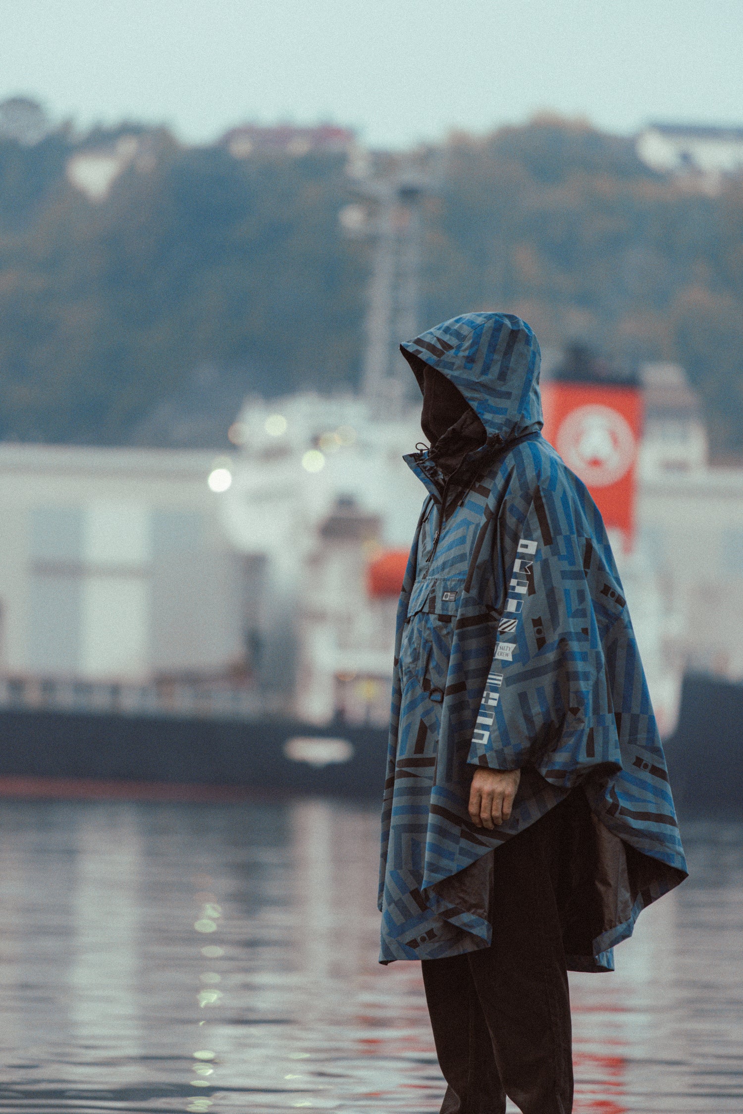 Delta Poncho - Blue Dazzle