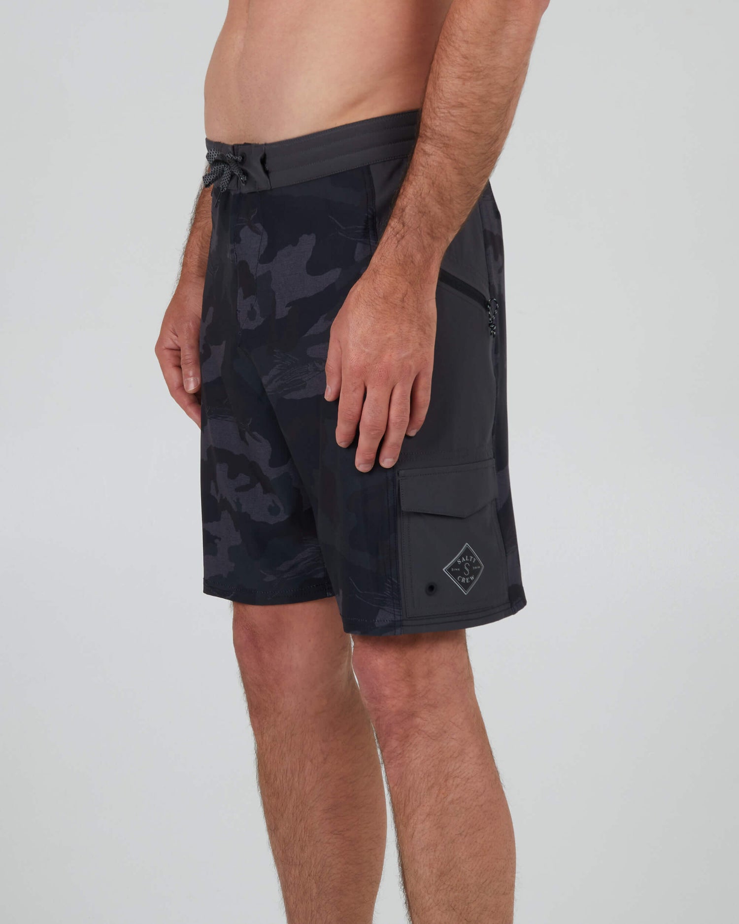 Salty Crew Men - Transom Utility Boardshort - Black Camo