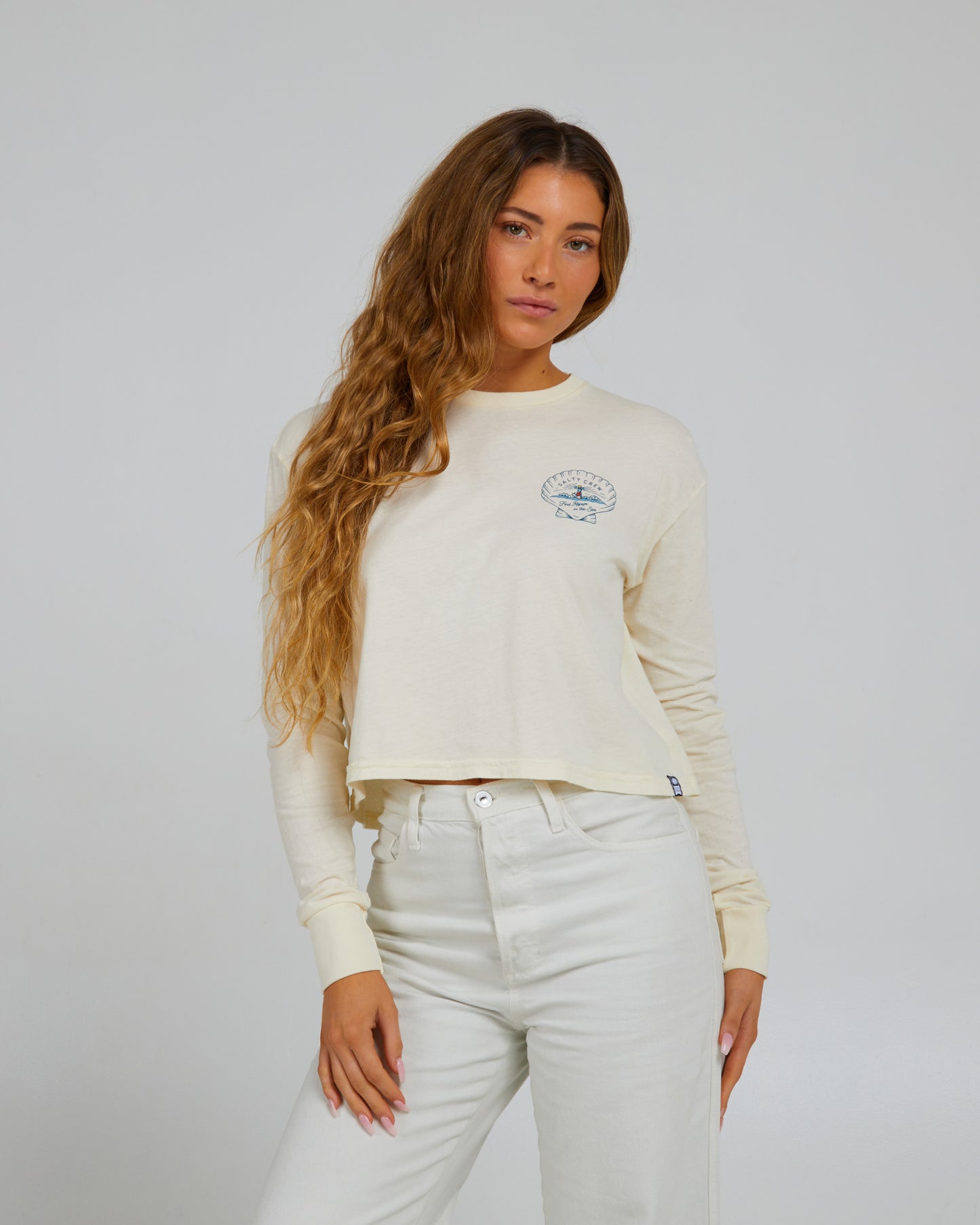 front view of Scallop Off White L/S Crop