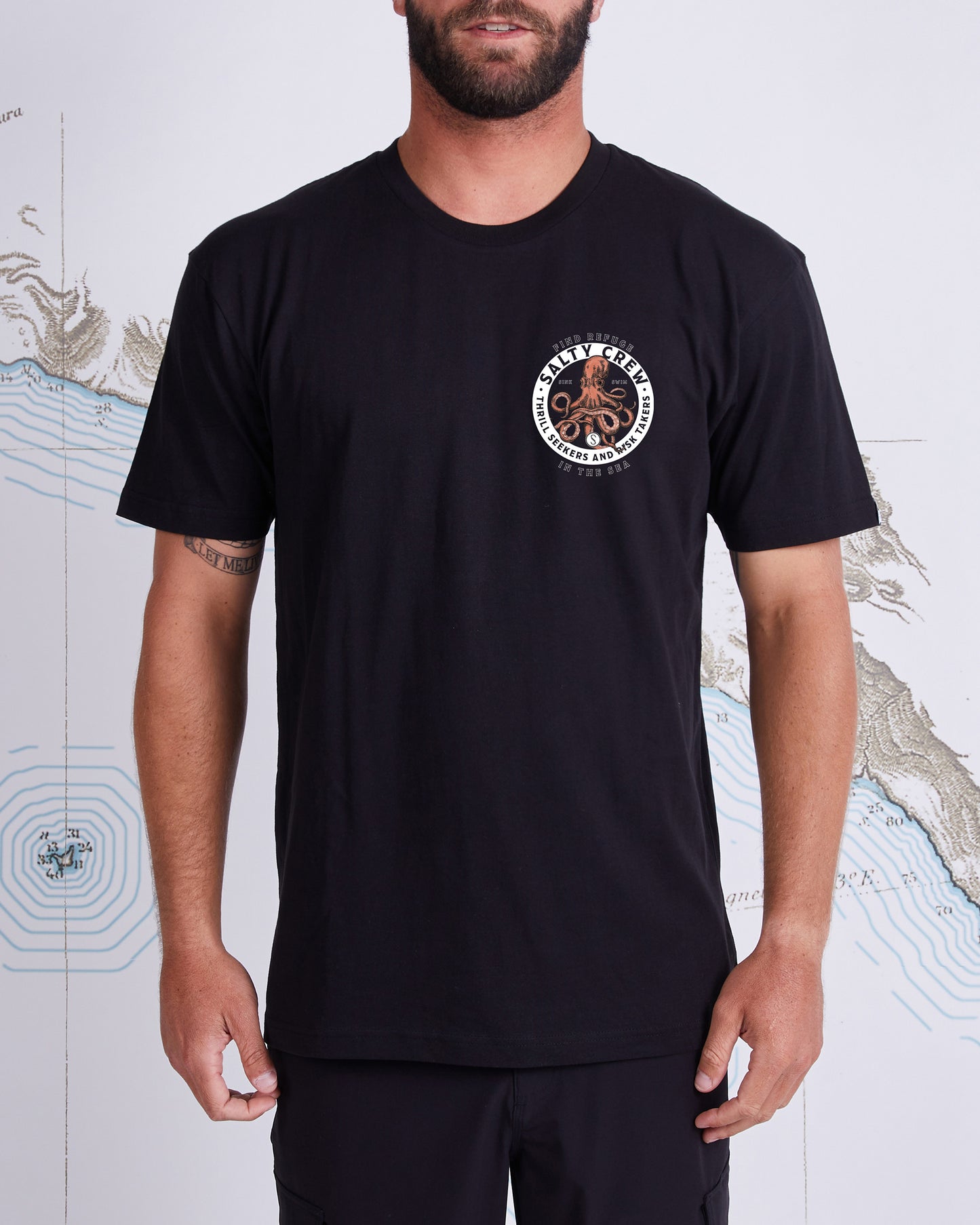 Salty crew Men's Tees Deep Reach Black S/S Tee in Black